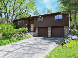 921 Greenwich Dr, Madison, WI 53711