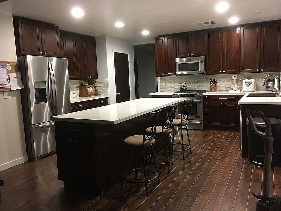 1st image of 1070 Las Palmas Entrada Ave