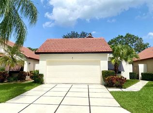 4 Ironwood Way N, Palm Beach Gardens, FL 33418