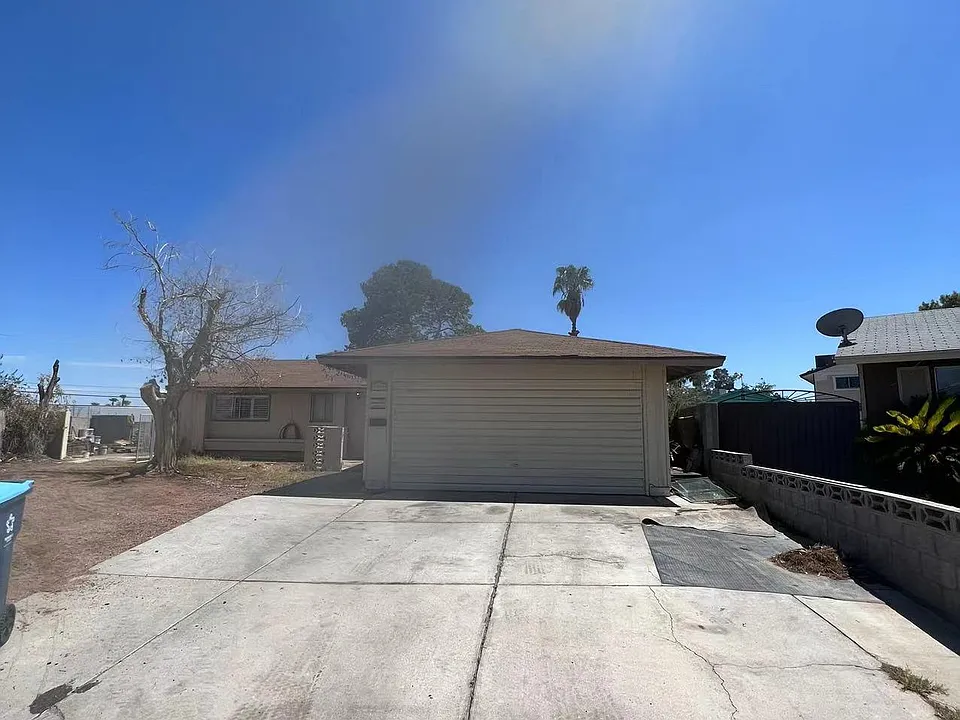 4979 Orinda Ct
