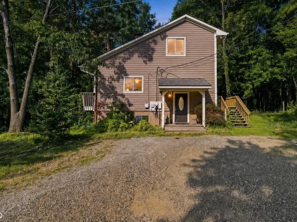 535 Goldengate St, Lake Orion, MI 48362