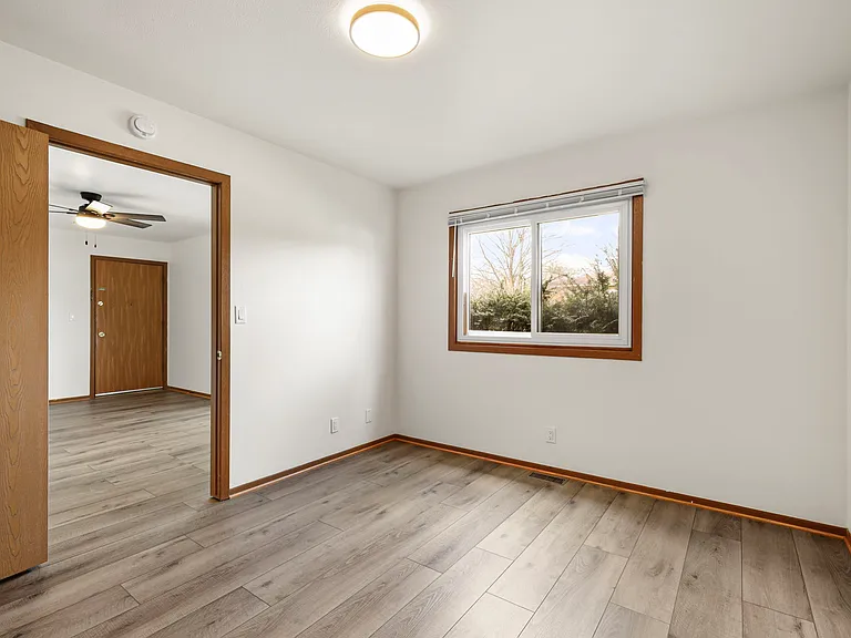 618 Mary Ln #2 — Photo 5