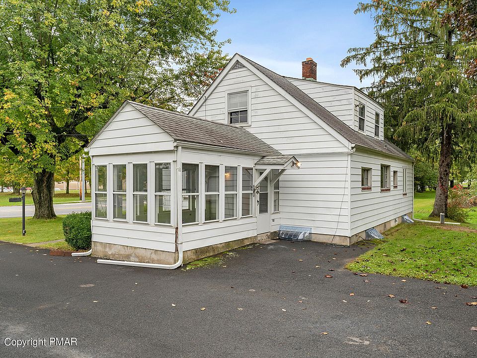 2004 Chipperfield Dr, Stroudsburg, PA 18360 Zillow