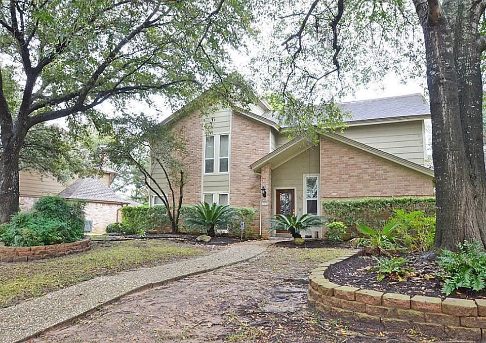 1st image of 523 Windsor Glen Dr