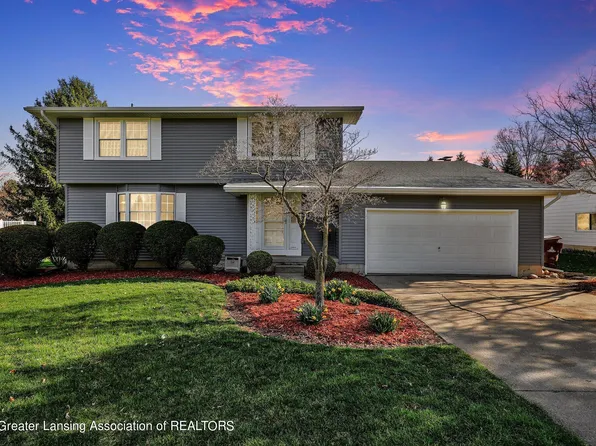 3785 Bush Gardens Ln, Holt, MI 48842