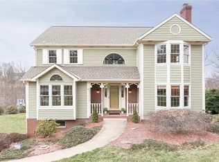 117 Heldon Dr, Coraopolis, PA