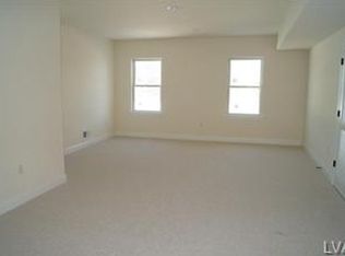 4731 Colleen Dr, Schnecksville, PA 18078