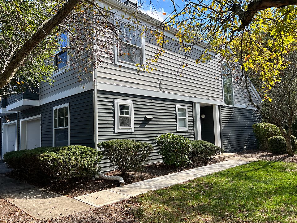 End unit Townhouse with attached garage