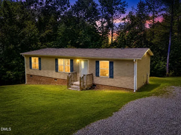 100 Rough Ln, Louisburg, NC 27549