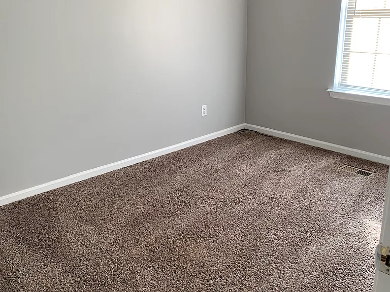 203 Academy Ln — Photo 11