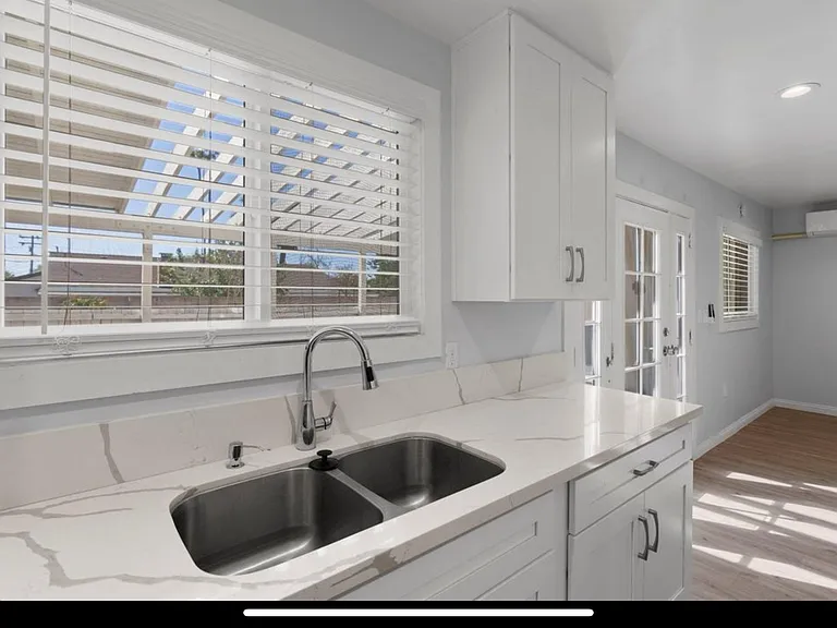 202 W Arrow Hwy — Photo 2