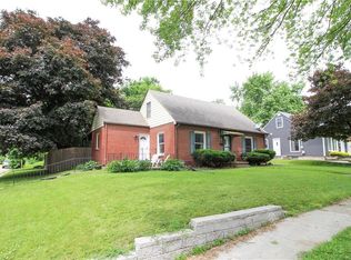 1812 56th St, Des Moines, IA 50310