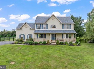 303 Briarwood Ln, Woolwich Township, NJ 08085