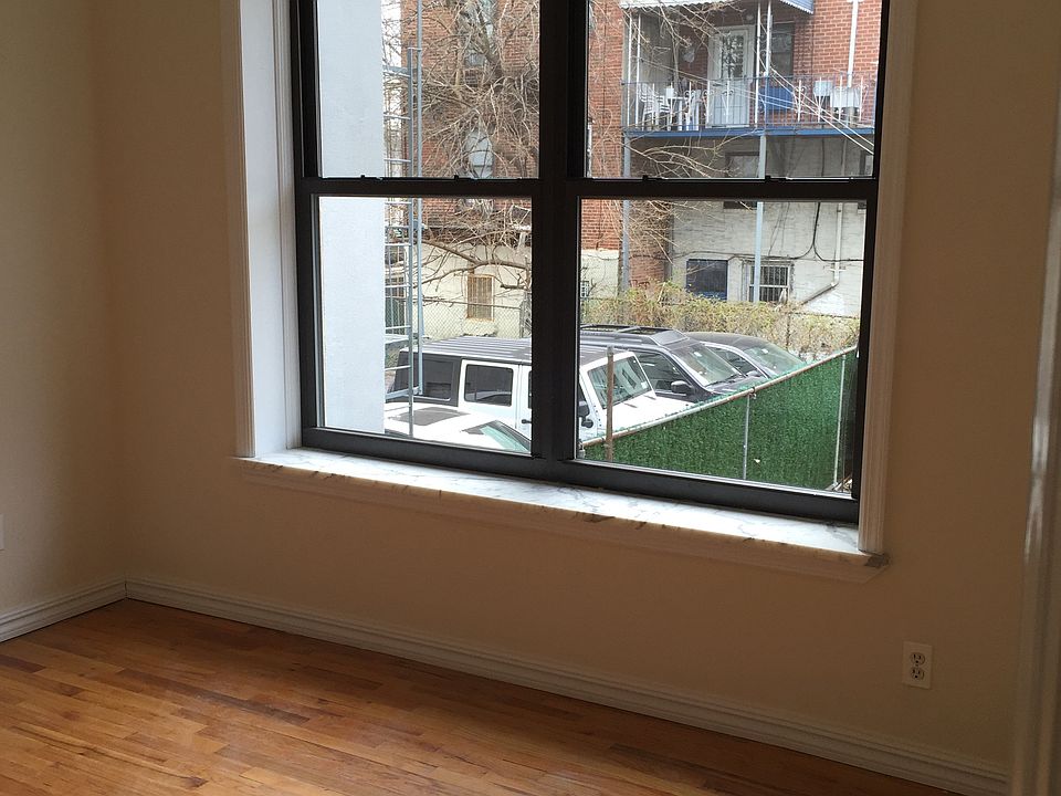 1st image of 2460 28th St APT 1A