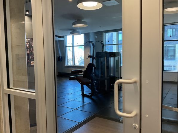 105 Champagne Ave S, Ottawa, ON K1S 5E5