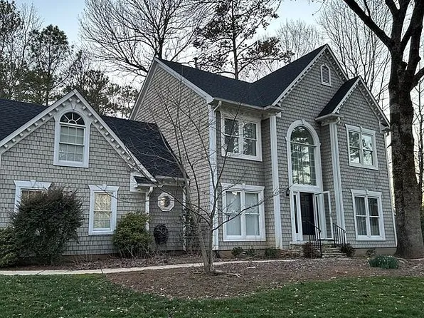 100 Hebride Ct, Cary, NC 27513