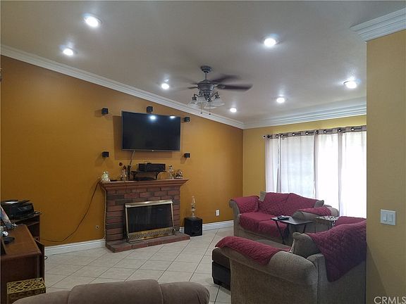 5th image of 1556 E Bermuda Dunes St
