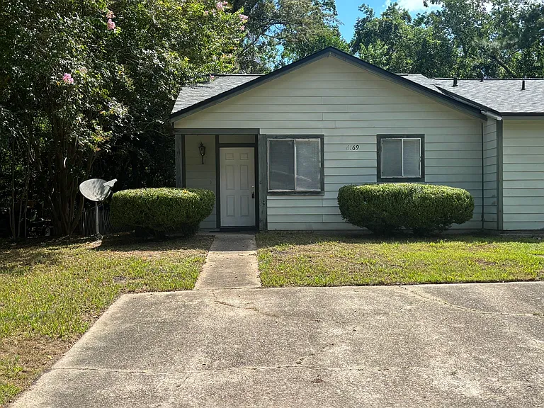 6169 Greenon Ln — Photo 1