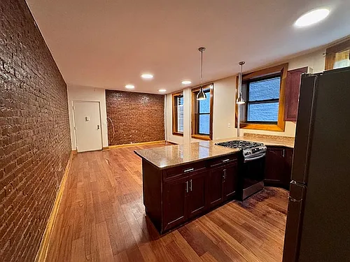 101 W 140th St #14 Photo 1