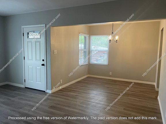 4th image of 19126 Diplomat Ave