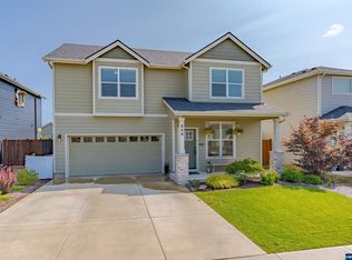 548 SE Lines St, Dallas, OR