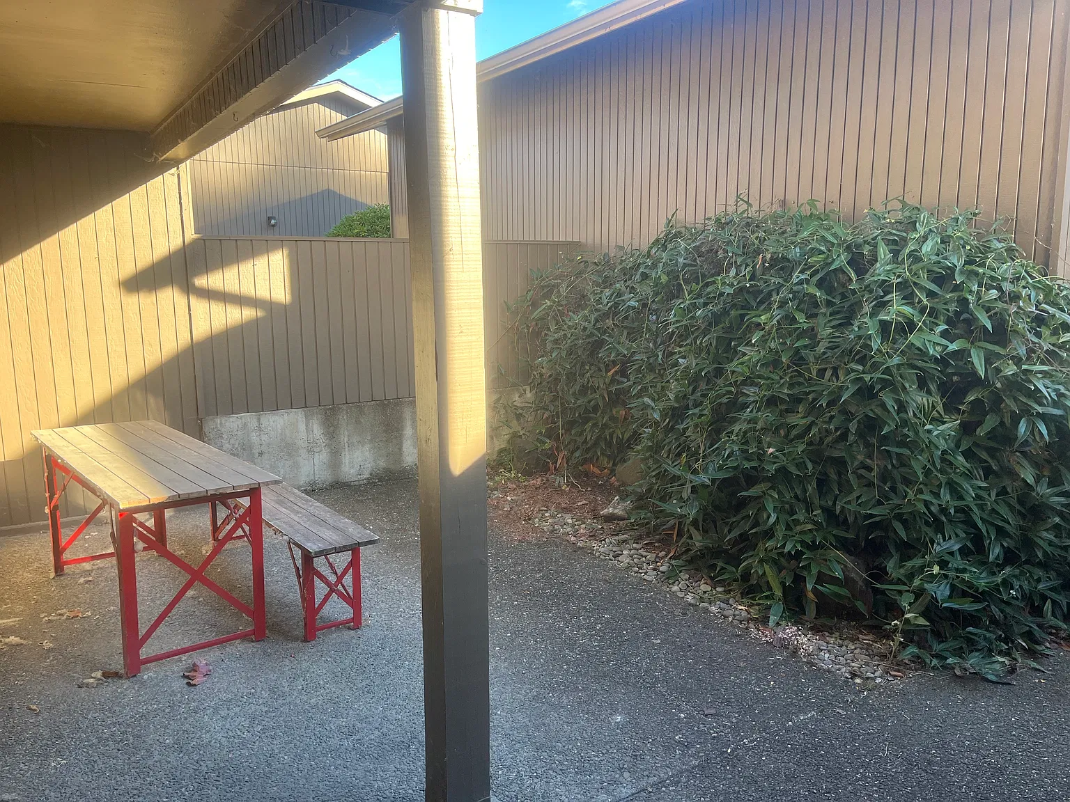 2 bed, 1.5 bath, 800 sqft, $2,000 — Photo 4