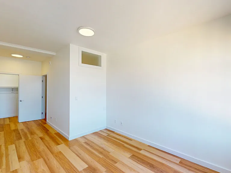555 Buena Vista Ave W #503 — Photo 5