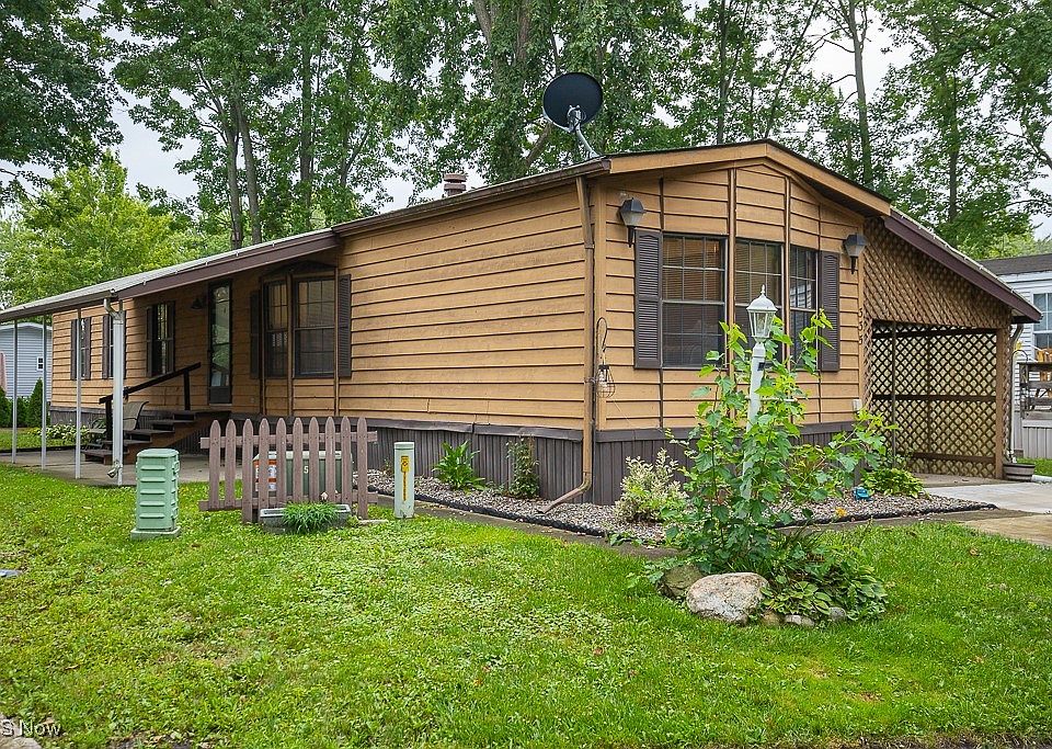 1st image of 335 Ashwood Dr