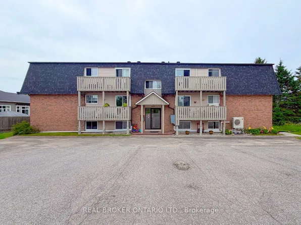 140 George St W #12, North Grenville, ON K0G 1J0