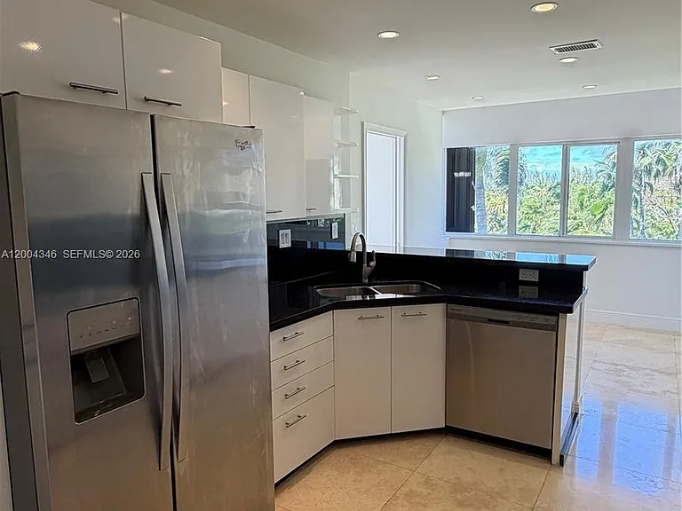 151 Crandon Blvd #444 — Photo 8