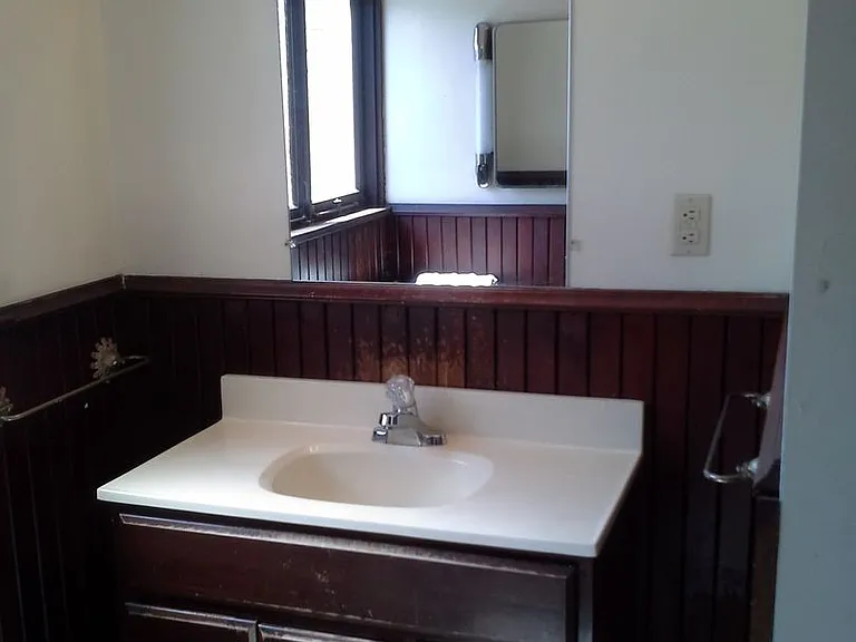 56 W Main St — Photo 12