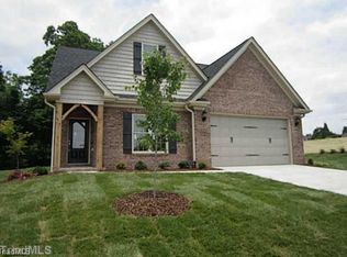 2265 Renaissance Ln, High Point, NC 27262