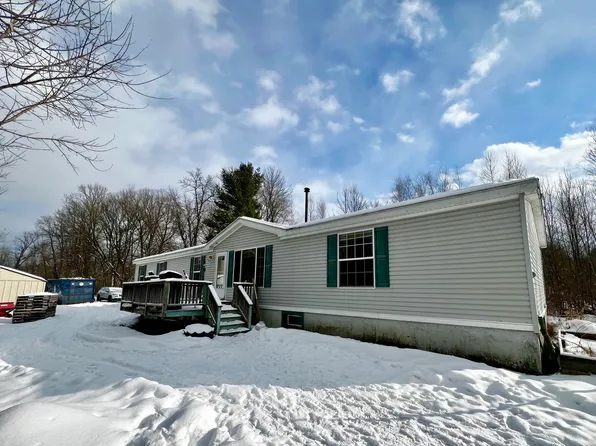 15 Miner Rd, Plattsburgh, NY 12901