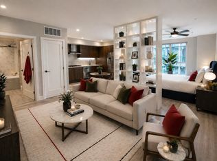 550 W Date St #1-611, San Diego, CA 92101