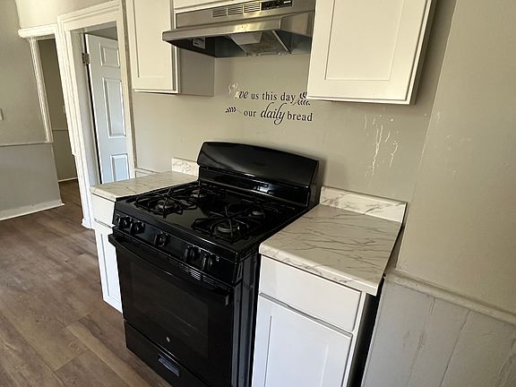2nd image of 354 Blatchley Ave #2A
