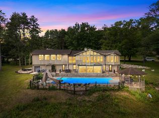 W8255 Buttercup Ct, Wautoma, WI 54982