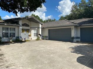 905 S Avon Estates Blvd, Avon Park, FL 33825