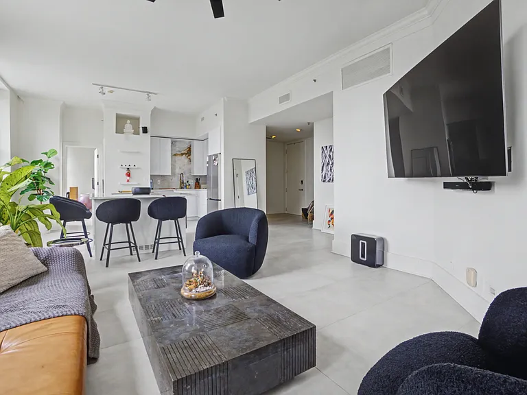 57 Forsyth St NW — Photo 10