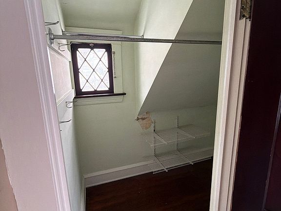 5th image of 1298 Ramona Ave