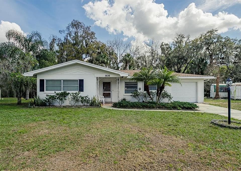 1st image of 5636 Moonrise Ln