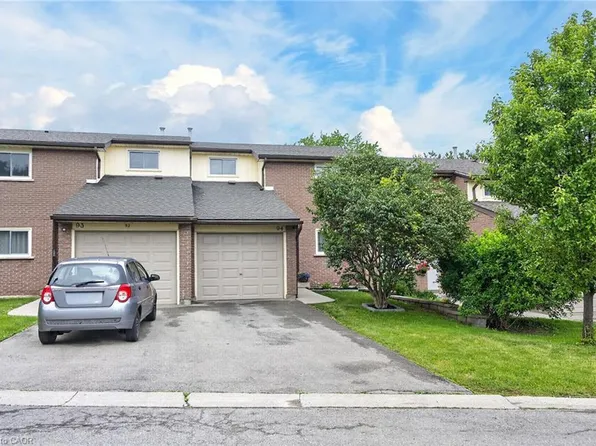 175 Queen Victoria Dr #94, Hamilton, ON L8W 1W6