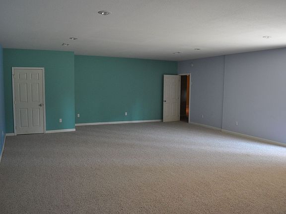 HUGE Basement Rec Room