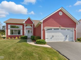 2804 Turnberry Dr, Ottawa, IL 61350