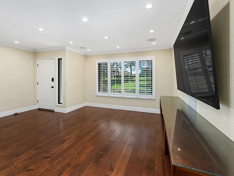5226 Edge Park Way — Photo 3