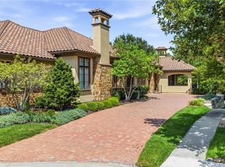 3114 W 137th St, Leawood, KS 66224