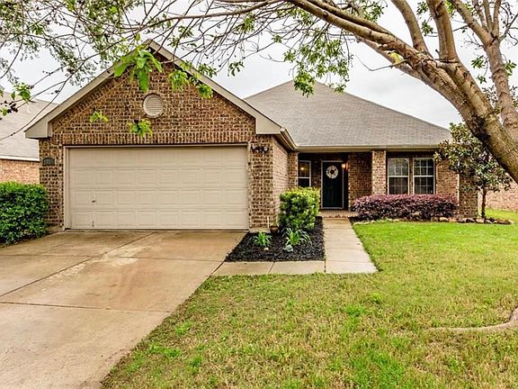 2nd image of 1816 Creek Crossing Dr