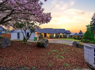 29885 Riverview Dr, Rainier, OR 97048
