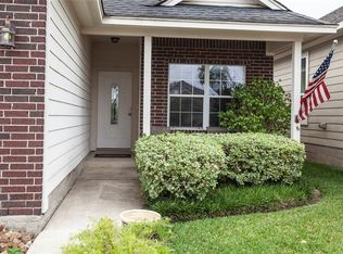 143 Snug Harbor Dr, Montgomery, TX 77356