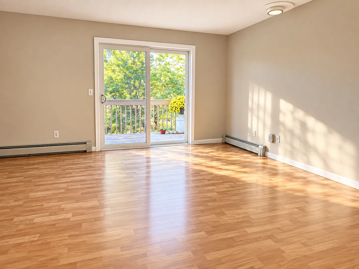 E13 Stonehedge Dr — Photo 2