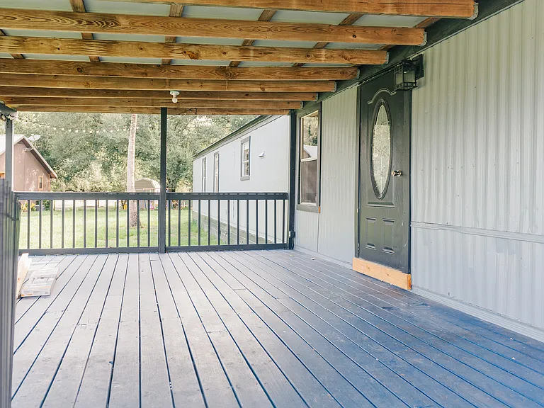 Large front deck, front door entrance